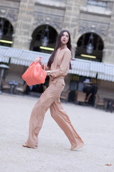 Look 3